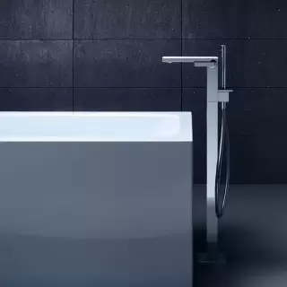 Axor MyEdition Смеситель для ванны, напольный, на 1 отв., излив 245мм., внешняя часть, цвет: хром/зеркальное стекло