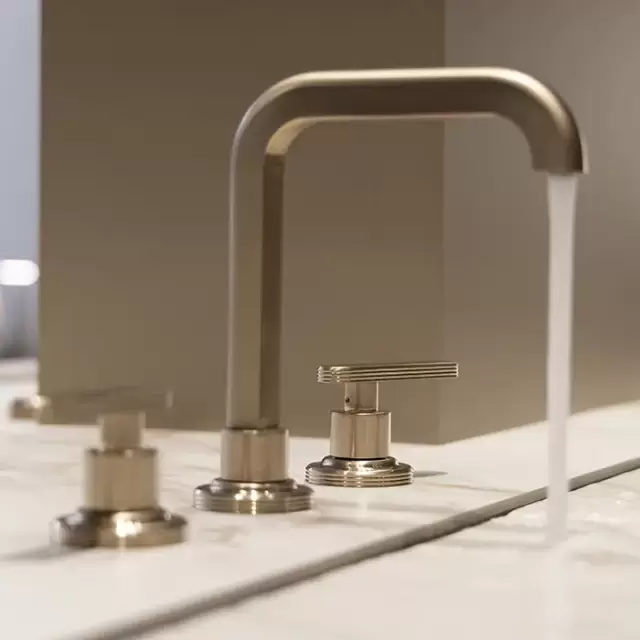 Fima Carlo Frattini Park Lane Смеситель для раковины, на 3 отв., излив 15см., донный клапан click-clack, цвет: шампань