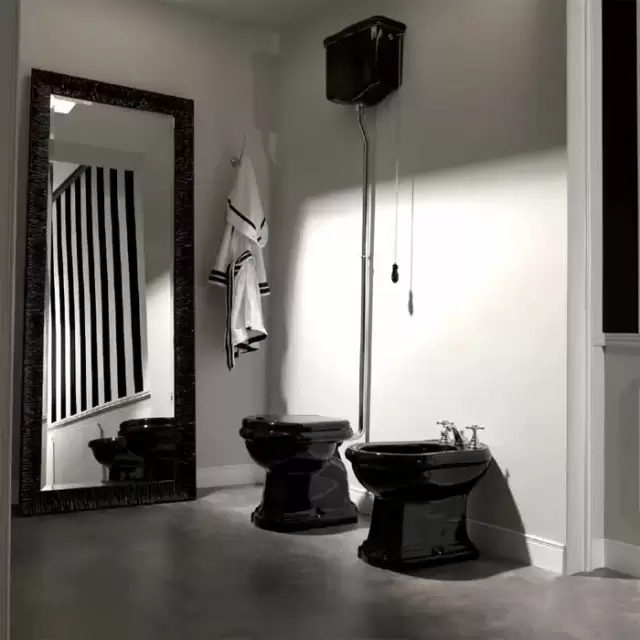 Kerasan Retro Унитаз 72х38.5см., с высоким бачком, слив в стену, цвет: черный глянцевый/хром