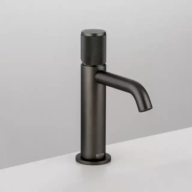 Gattoni MD Смеситель для раковины на 1 отверстие, ручка RONCO, высота излива 97,3 мм., с донным клапаном, цвет Grey anthracite