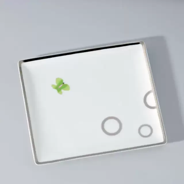 THG CAPUCINE VERT DECOR PLATINE Поднос керамический 171х154 мм., настольный, middle size, декор платина/зеленый, цвет: белый