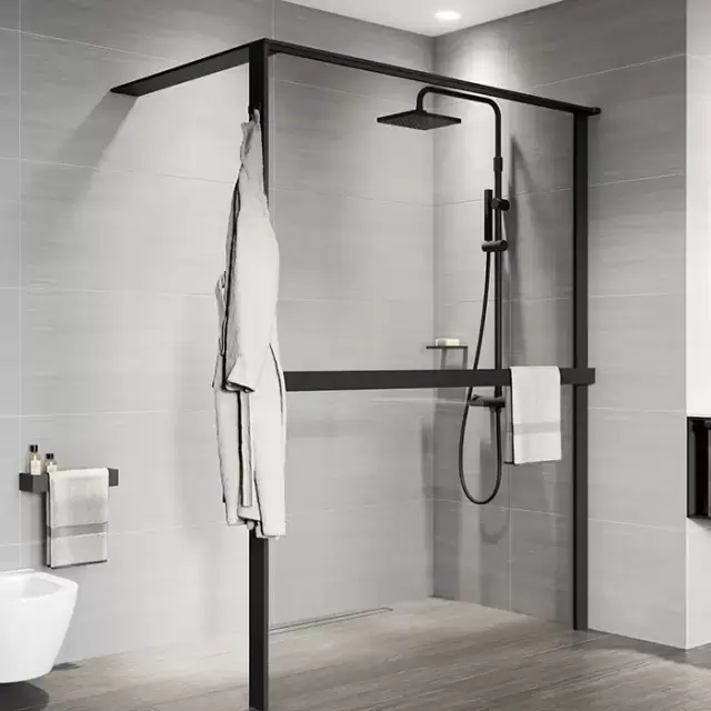 Novellini Kuadra HWS Душевое ограждение 137-140х200cм., с свободным входом, Dx, с полотенцедержателем, стекло прозрачное, цвет: черный матовый